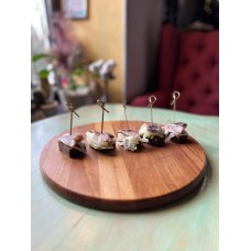 КАНАПЕ С СЕЛЬДЬЮ И ЛУКОМ